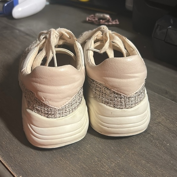 Oasis Women's Cream and Tan Tweed Lighting Bolt Sneakers - Picture 2 of 5